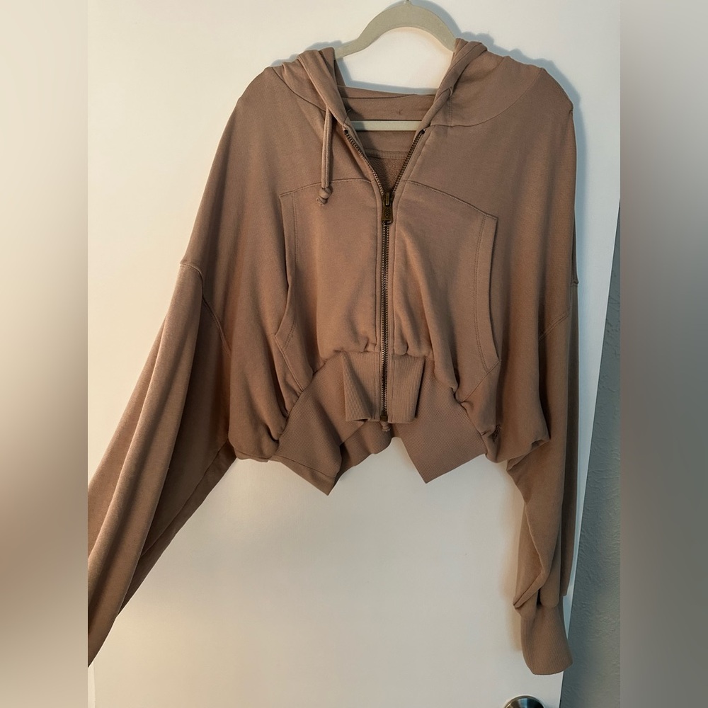 Free people movement cropped zip up